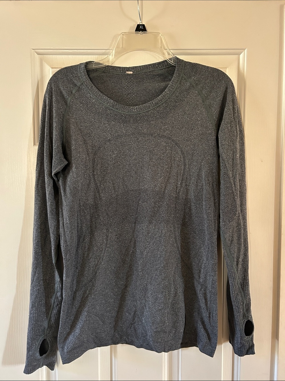 Lululemon Women’s Long Sleeve Thumbhole Sweater - Gray